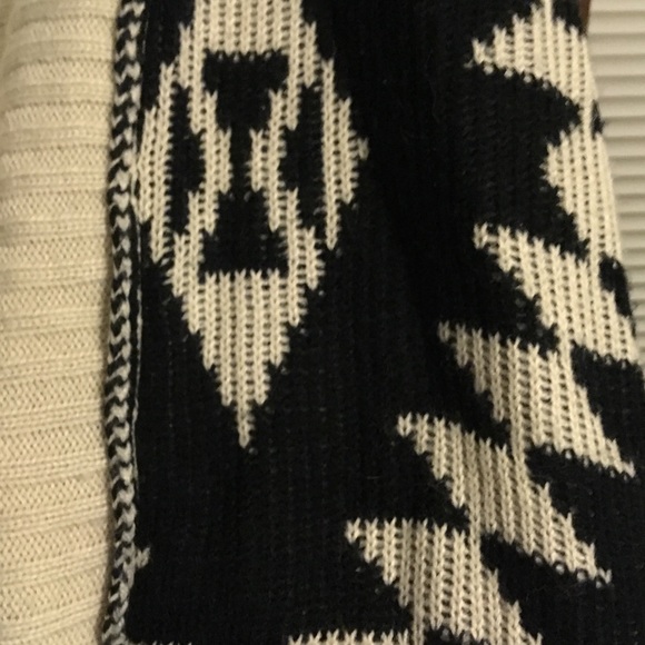 Aztec reversible open front cardigan - Picture 3 of 4